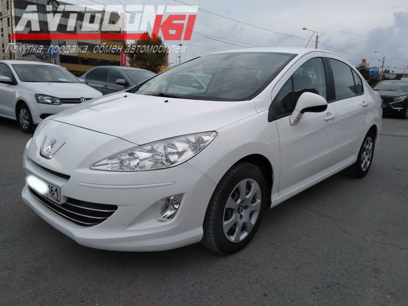 Peugeot 408